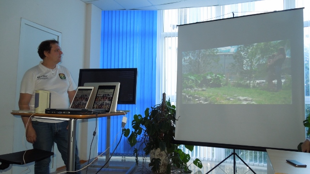 DSCN4768 (640x360).jpg